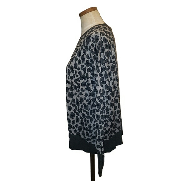Isaac Mizrahi Crew Neck Leopard Print Ribbed Pullover Knit Sweater Gray Black XL - Picture 4 of 16
